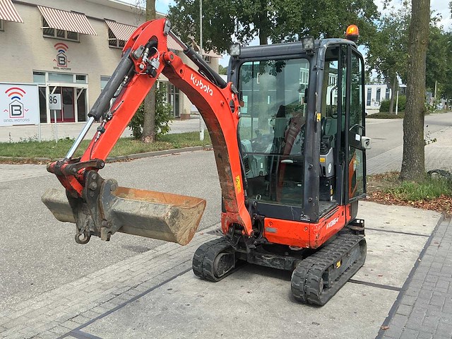 Kubota kx016-4 mini graafmachine - afbeelding 8 van  30