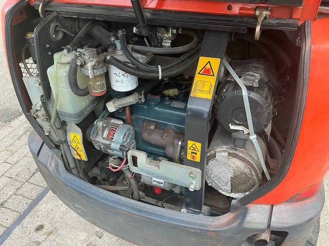 Kubota kx016-4 mini graafmachine - afbeelding 20 van  30