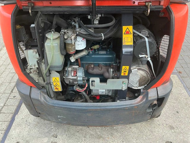Kubota kx016-4 mini graafmachine - afbeelding 18 van  30