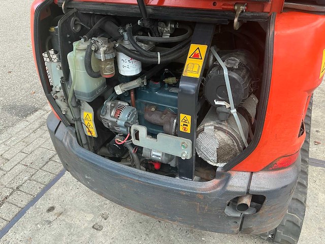 Kubota kx016-4 mini graafmachine - afbeelding 19 van  30