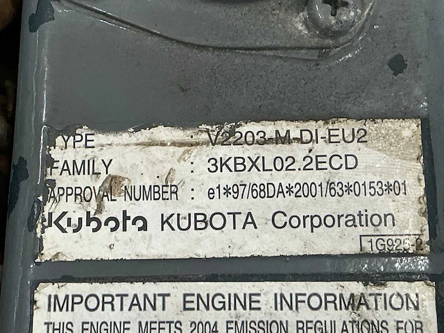 Kubota v2203 dieselmotor - afbeelding 7 van  7
