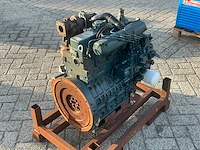 Kubota v2403-m-t-eu4 dieselmotor - afbeelding 3 van  6