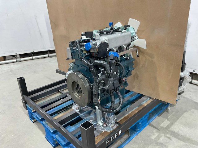 Kubota wg972-g-ef01 3 cilinder motorblok - afbeelding 1 van  26