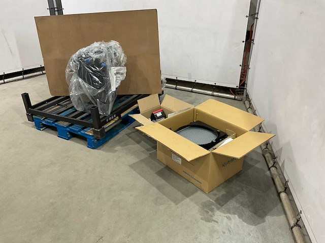 Kubota wg972-g-ef01 3 cilinder motorblok - afbeelding 15 van  26