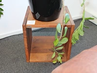 Kubuskast bert plantagie. afmeting 45 x 45 x 45 cm.