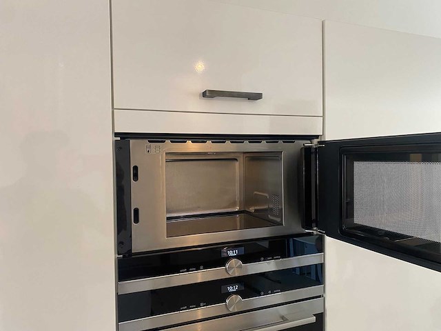 Kuchendirect - keuken met siemens apparatuur - afbeelding 32 van  35