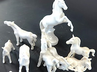 Kudde porseleinen paarden - afbeelding 3 van  5