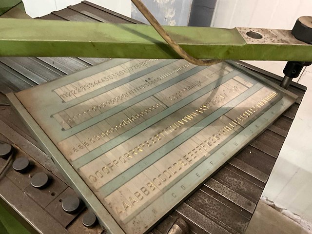 Kuhlmann gm 1-2 graveer machine - afbeelding 6 van  8