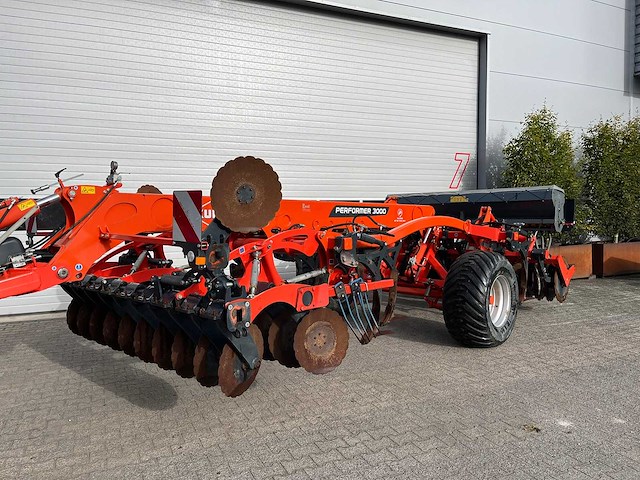 Kuhn - 2017 - performer 3000 - schijveneg met zaaibak - afbeelding 4 van  11