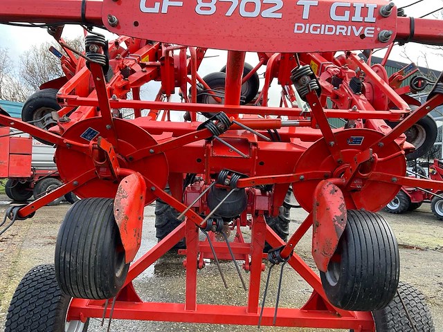Kuhn - gf 8702 t gii - grass harvester - 2013 - afbeelding 8 van  10