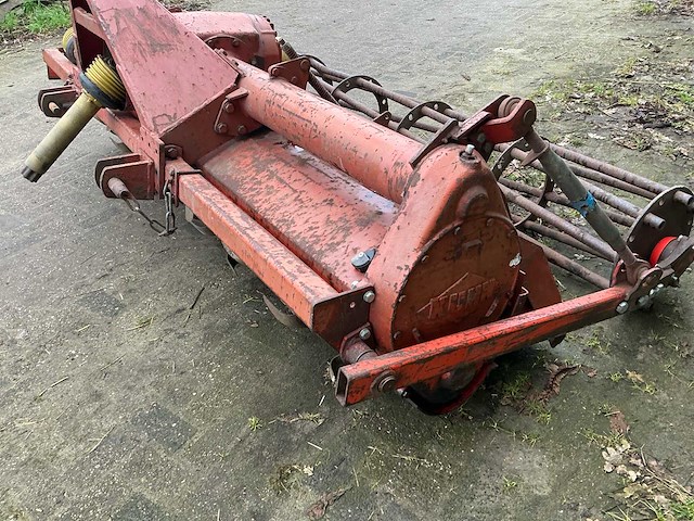 Kuhn el100 grondfrees - afbeelding 6 van  17