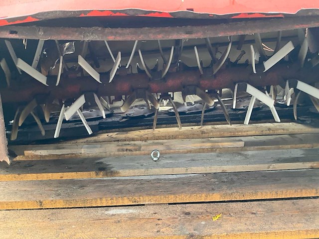 Kuhn fc 240 p schijvenmaaier met kneuzer - afbeelding 4 van  13