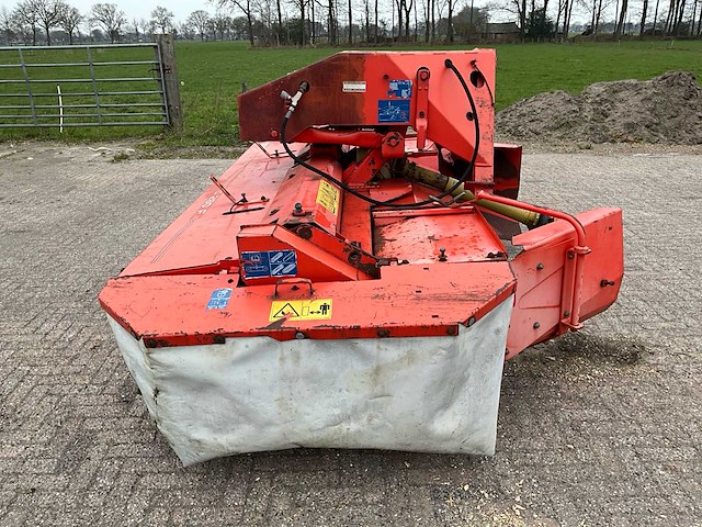 Kuhn fc280f frontmaaier met kneuzer - afbeelding 13 van  14