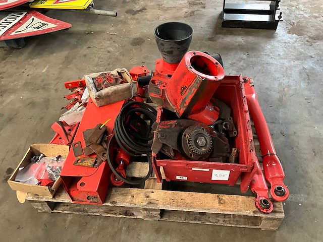 Kuhn frontmaaier onderdelen - afbeelding 1 van  6