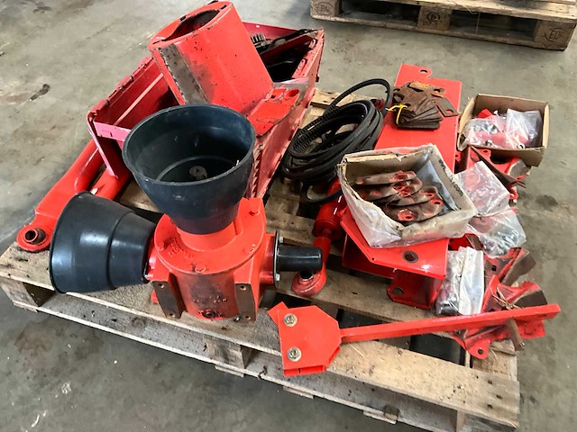 Kuhn frontmaaier onderdelen - afbeelding 5 van  6