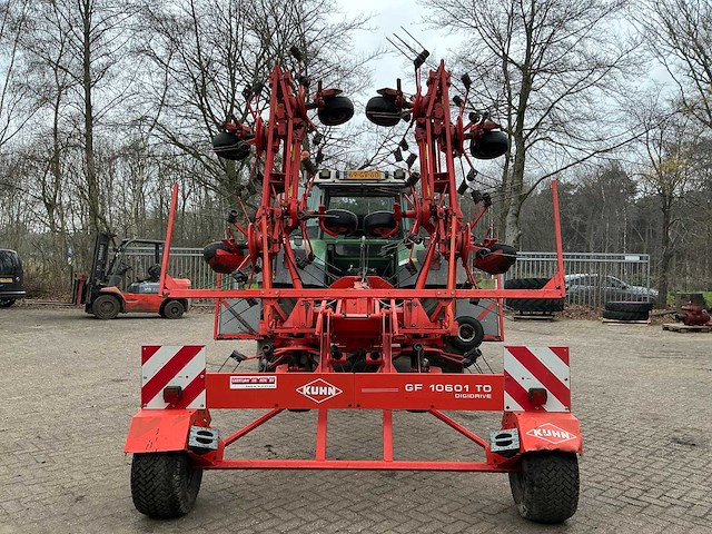 Kuhn gf10601 hooischudder - afbeelding 1 van  25