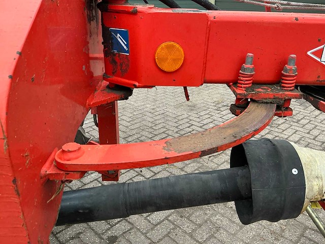 Kuhn gf10601 hooischudder - afbeelding 15 van  25