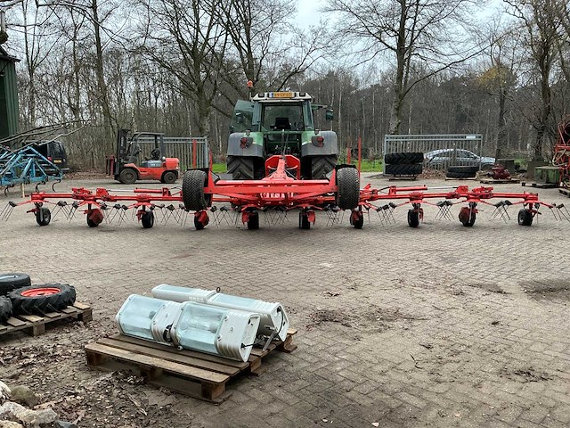 Kuhn gf10601 hooischudder - afbeelding 23 van  25