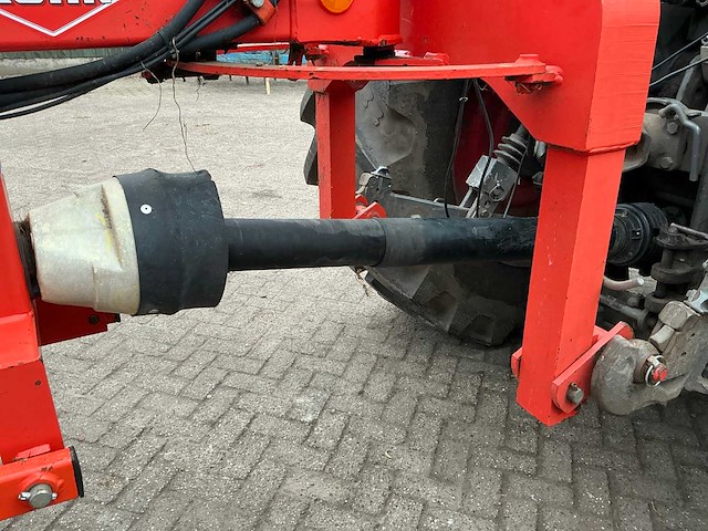 Kuhn gf10601 hooischudder - afbeelding 25 van  25
