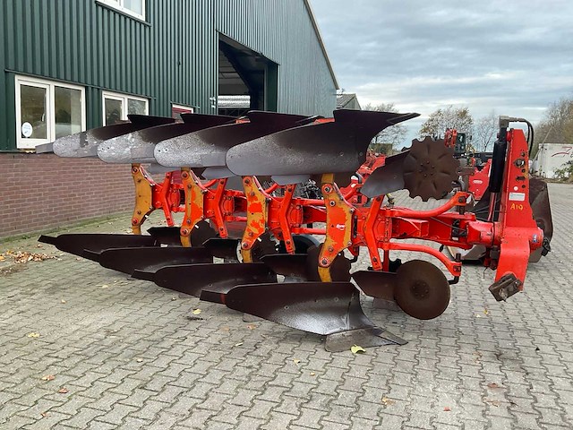 Kuhn vari-master 4-schaar wentelploeg - afbeelding 6 van  13