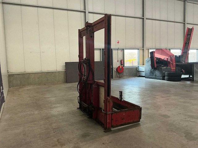 Kuilsnijder - afbeelding 5 van  9