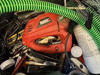 Kuip met gereedschap en diversen - afbeelding 4 van  4