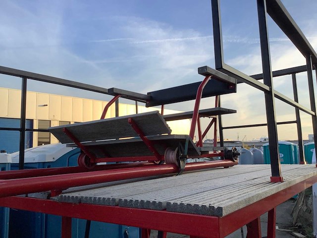 Kuipje steekbaan op aanhanger - afbeelding 5 van  7