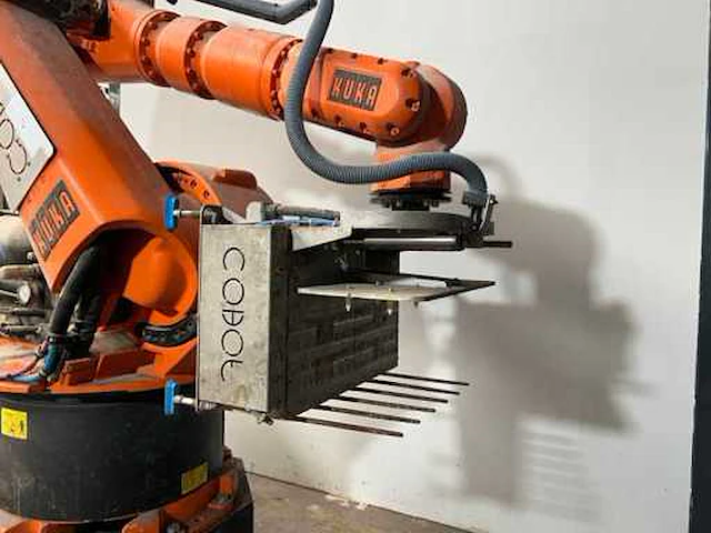 Kuka - 2001 - kr 150l 150sp/2 - uitnamerobot - afbeelding 12 van  15