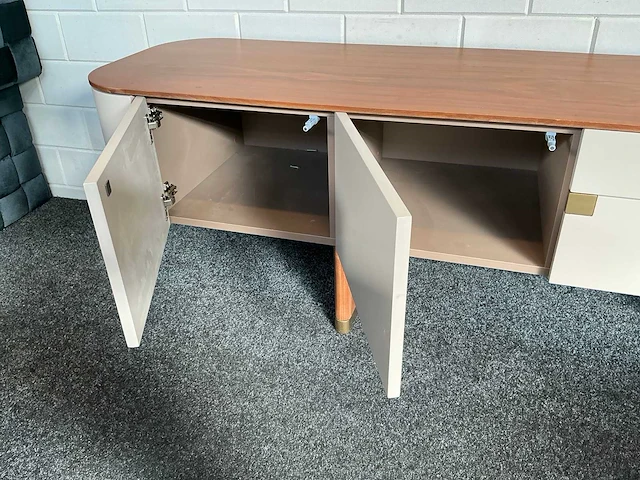 Kuka delta tv meubel - afbeelding 4 van  7