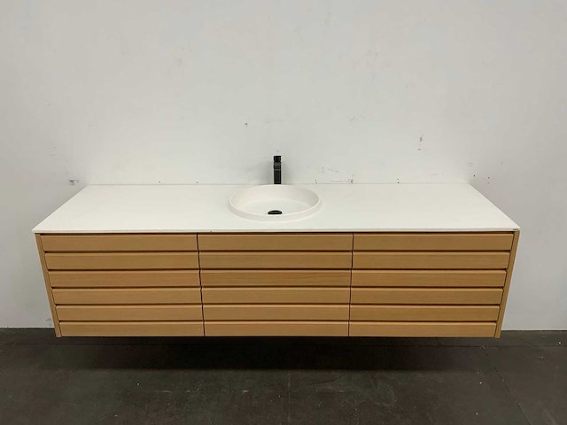 Kuma - badmeubelset 184 x 50 cm - afbeelding 2 van  9