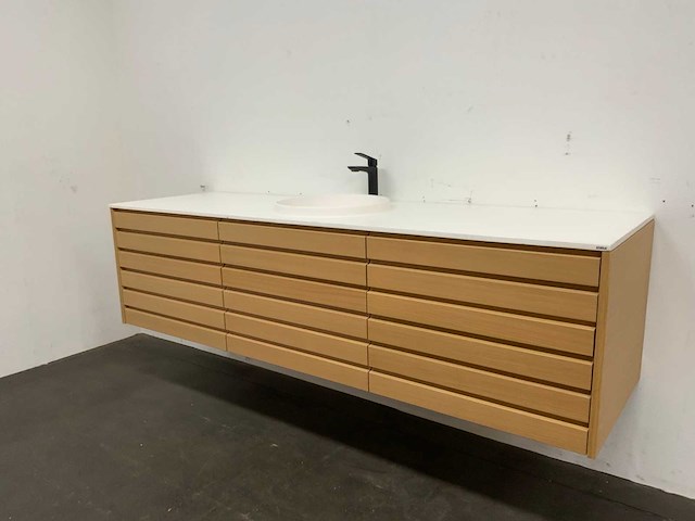 Kuma - badmeubelset 184 x 50 cm - afbeelding 3 van  9