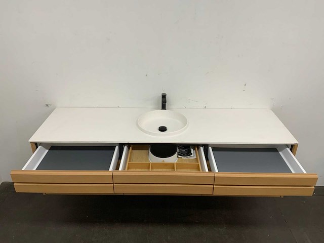 Kuma - badmeubelset 184 x 50 cm - afbeelding 6 van  9