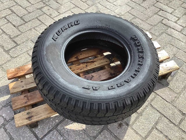 Kumho powerguard at 31x10.50r15lt band - afbeelding 1 van  3