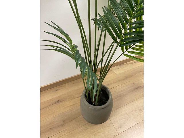 Kunst kamerplant “areca palm” - afbeelding 5 van  6