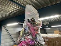 Kunst kerstboom gereed - afbeelding 4 van  4