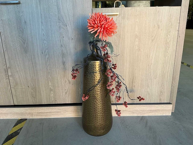 Kunstbloem met vaas - afbeelding 1 van  3