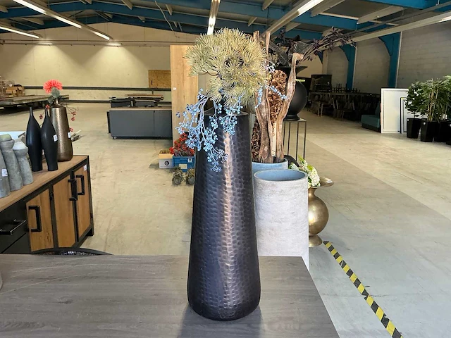 Kunstbloem met vaas - afbeelding 1 van  3