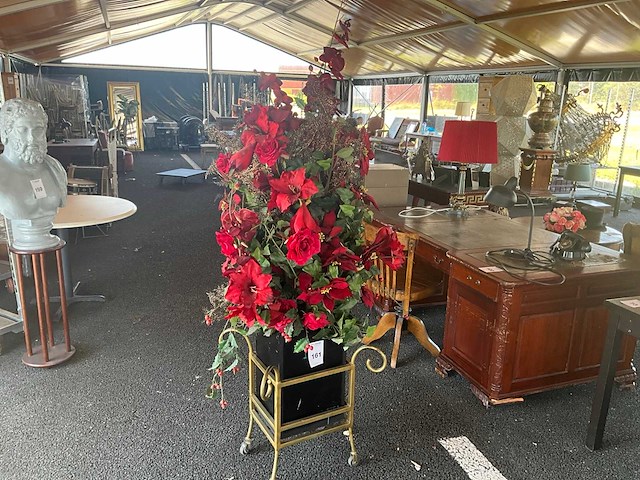 Kunstbloemen decoratie - afbeelding 1 van  6