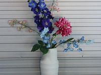 Kunstbloemen in pot. totale hoogte 67 cm. - afbeelding 2 van  2
