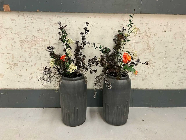 Kunstbloemen in vaas (2x) - afbeelding 1 van  3