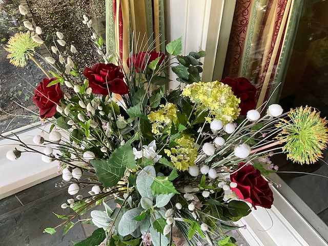Kunstbloemen in vaas - afbeelding 3 van  5