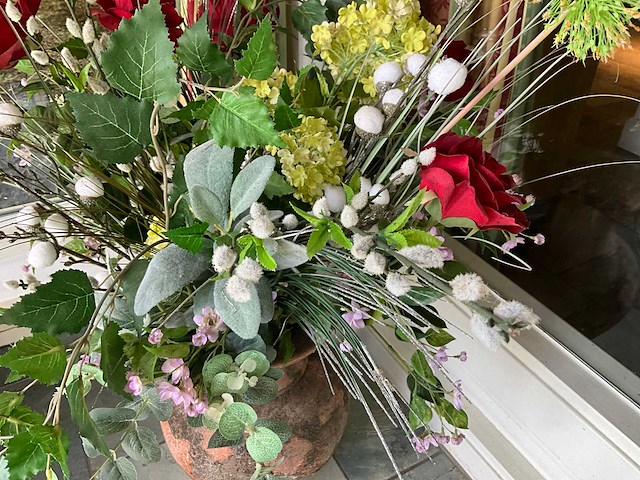 Kunstbloemen in vaas - afbeelding 4 van  5