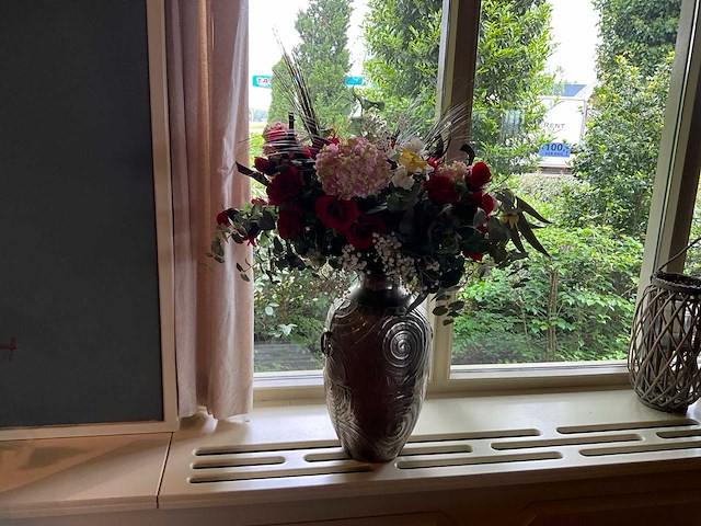 Kunstbloemen in vaas - afbeelding 1 van  6