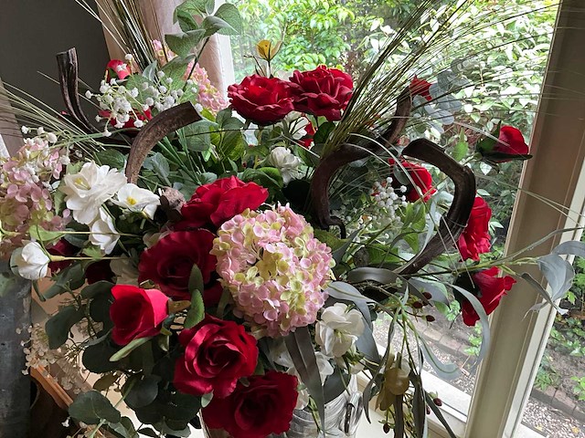 Kunstbloemen in vaas - afbeelding 4 van  6