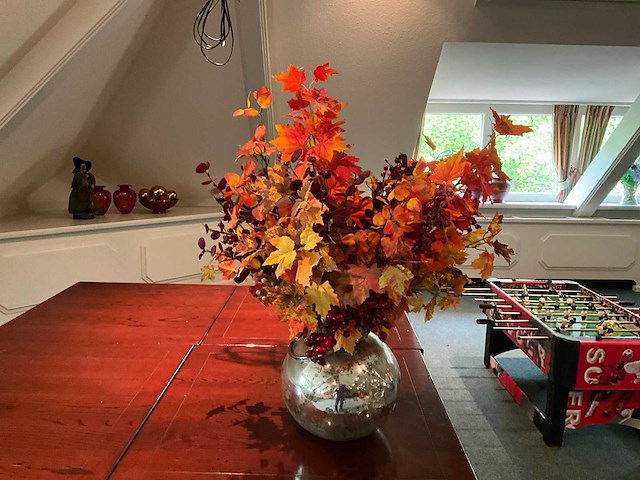 Kunstbloemen in vaas - afbeelding 1 van  5