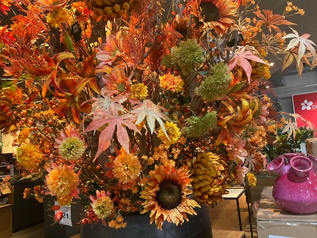 Kunstbloemen op vaas - afbeelding 5 van  5