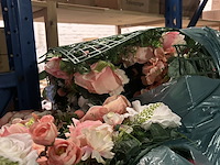 Kunstbloemenwand - afbeelding 7 van  7