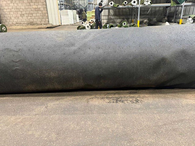 Kunstgras gebruikt (175m2) - afbeelding 3 van  5