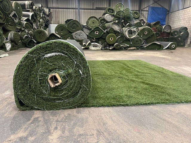 Kunstgras gebruikt (236.8m2) - afbeelding 6 van  6