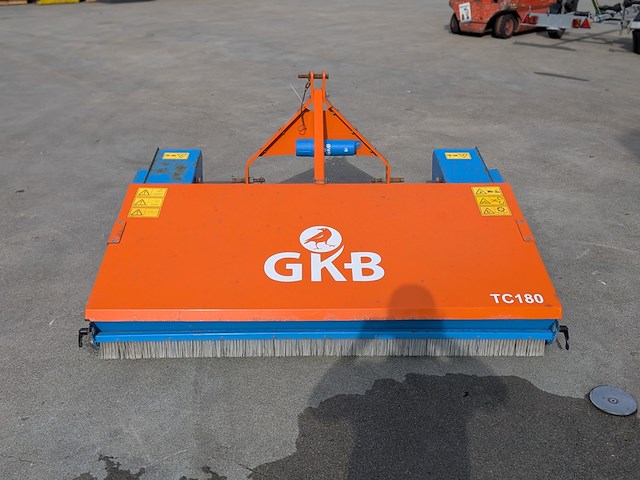 Kunstgrasreiniger, gkb, top clean 180 - afbeelding 7 van  12